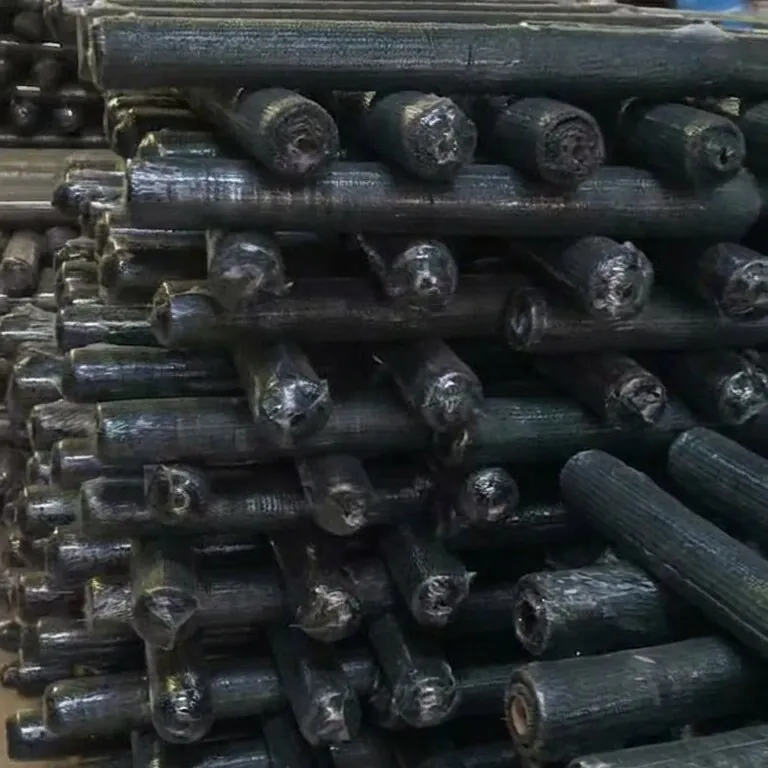 Bulk shade cloth rolls, wrapped on pallets
